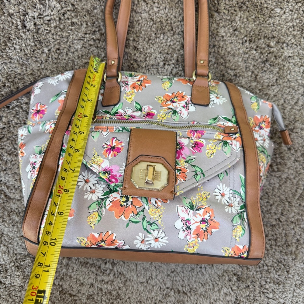 Rosetti floral print shoulder bag with a gray base and a brown strap - Picture 4 of 9